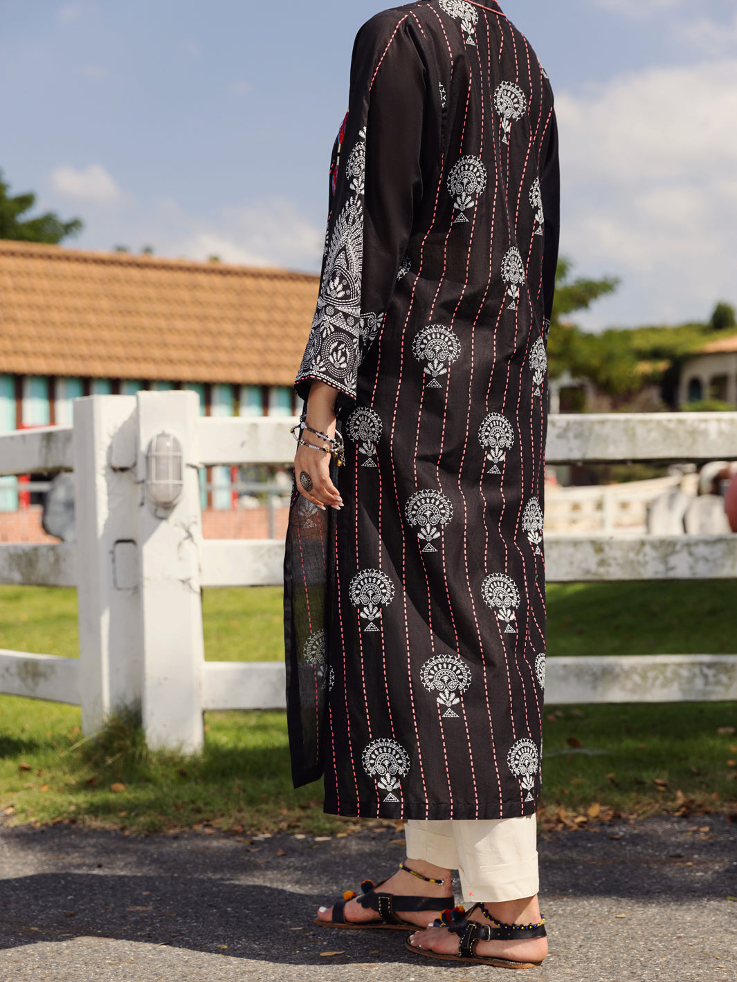 Black Lawn Tunic - AL-LK-868