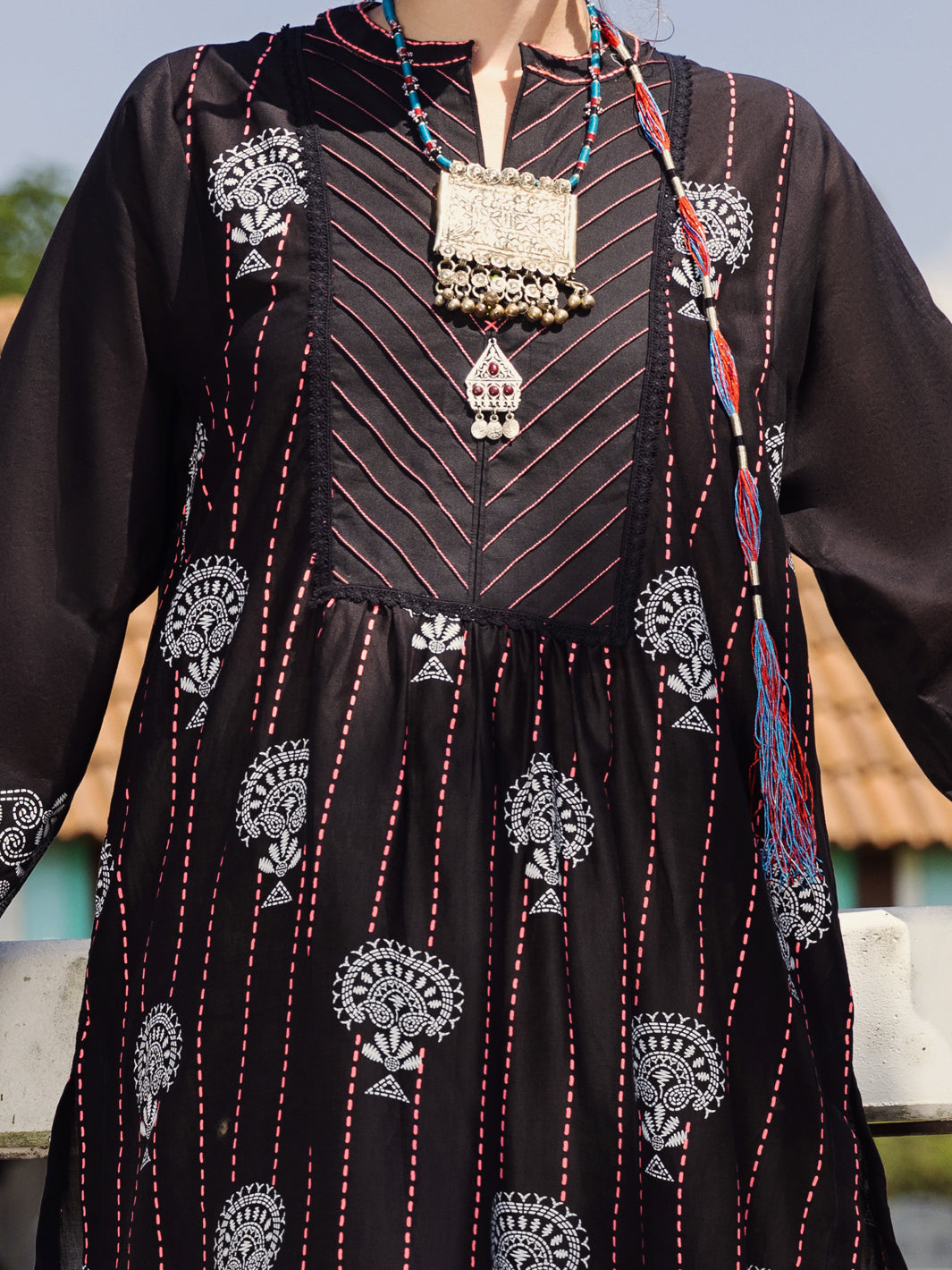 Black Lawn Tunic - AL-LK-868