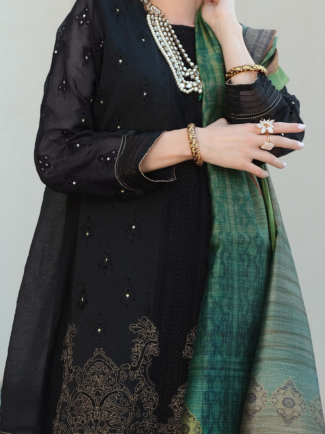 Black Khaddi 3 Piece Stitched - ALP-3PS-901