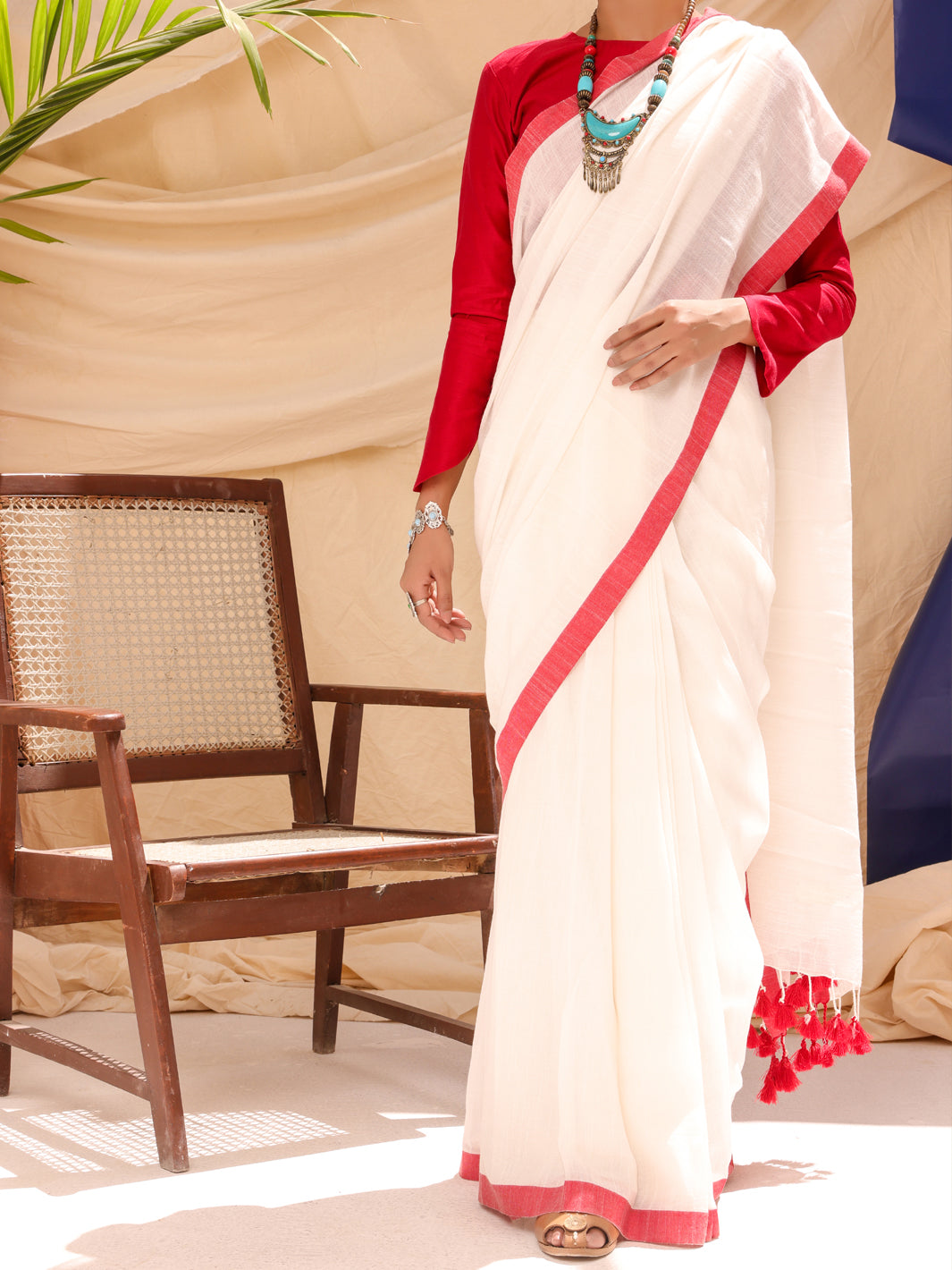 White Comrade Saree - ALCR-SR-1004