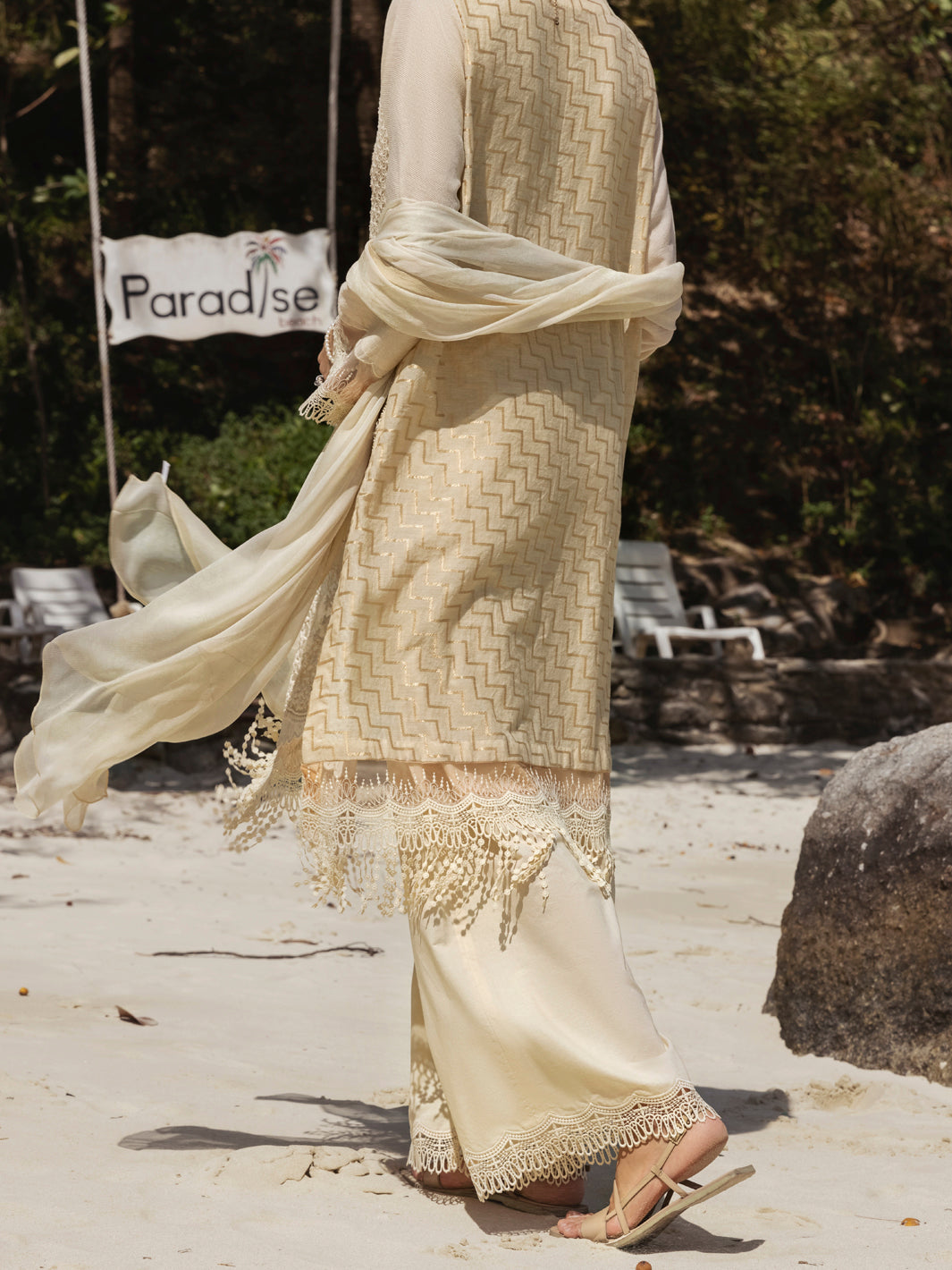 Off White Khaddi+Jacquard Net 3 Piece Unstitched - ALP-3PS-1269