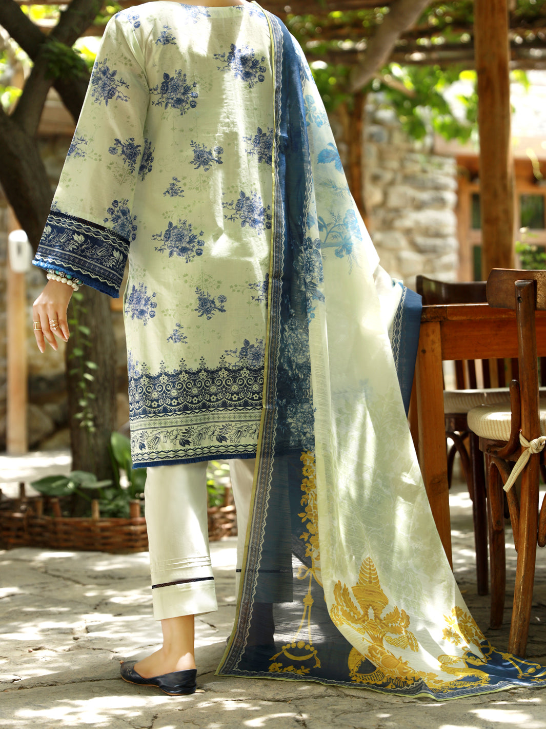 Ivory Lawn 3Pc Unstitched - ALP-3PS-1376