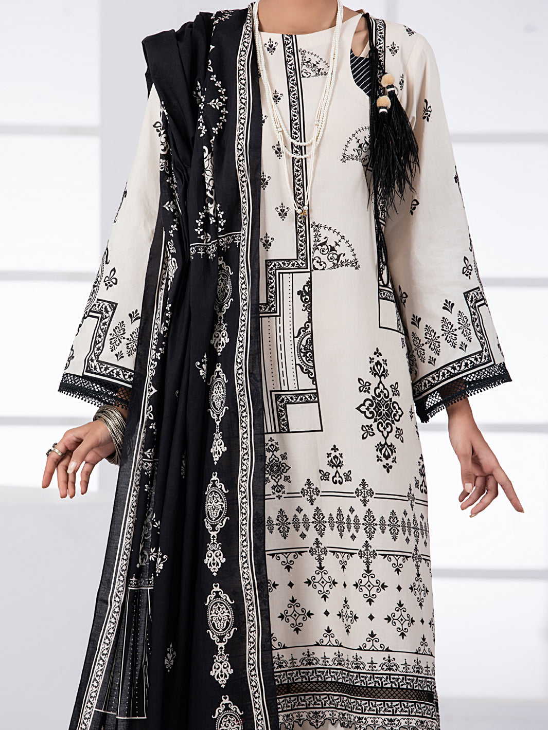 Black & White 2Pc Unstitched - ALP-2PS-1450A