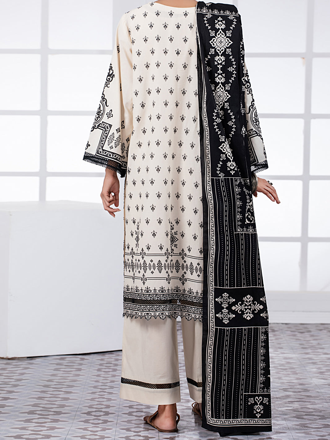 Black & White 2Pc Unstitched - ALP-2PS-1450A