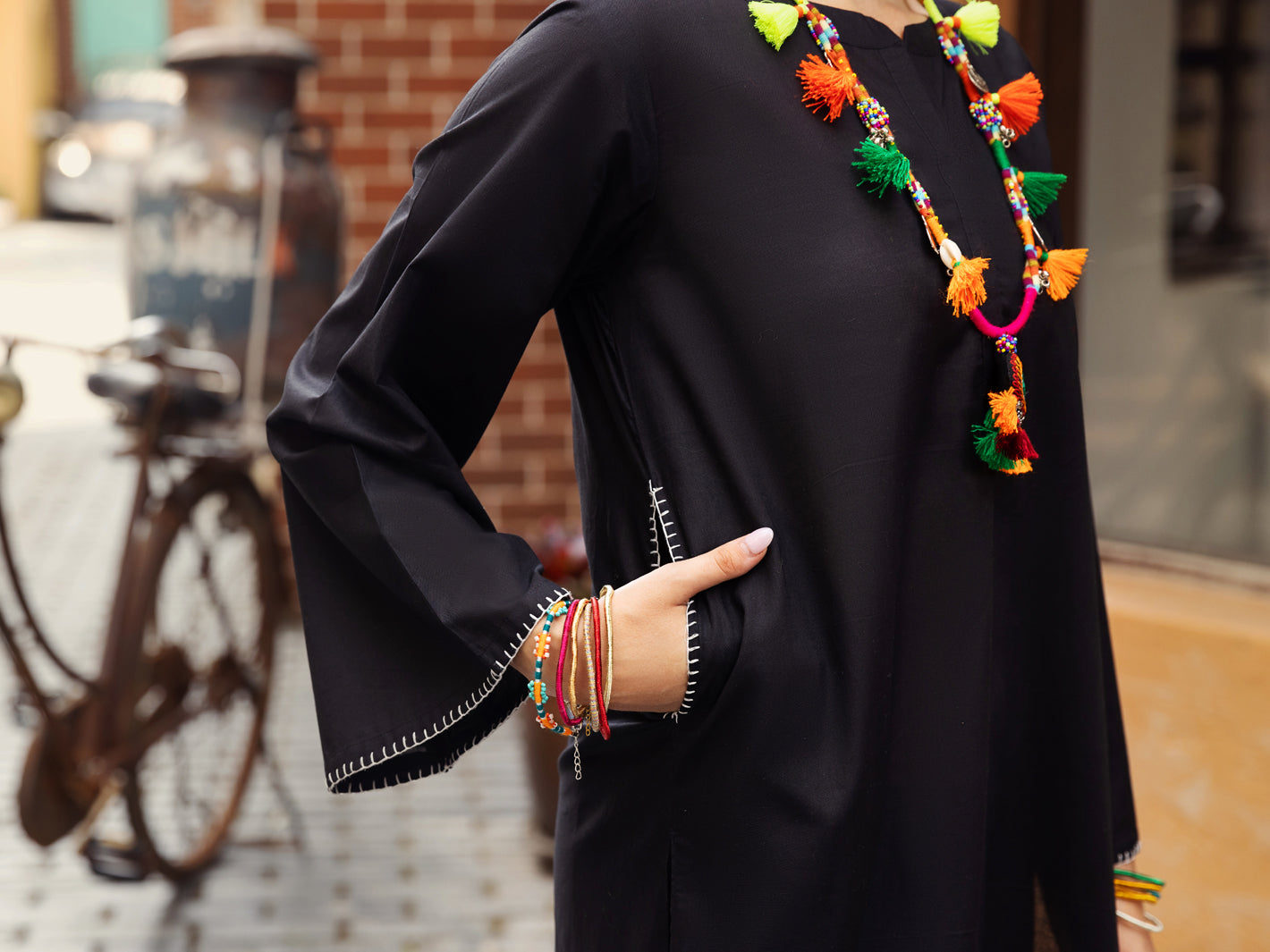 Black Lawn Tunic - AL-LK-871