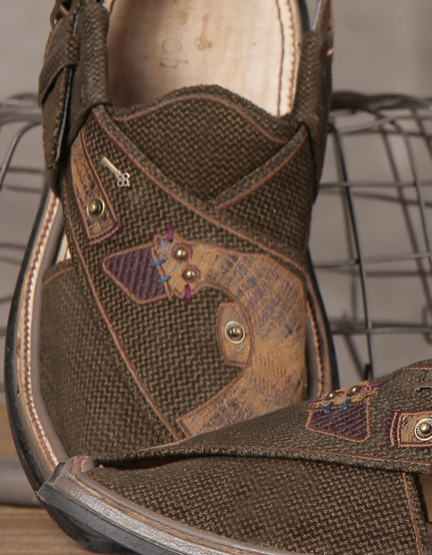 Kahi Green Leather Peshawari Chappal - MFW-FB-012