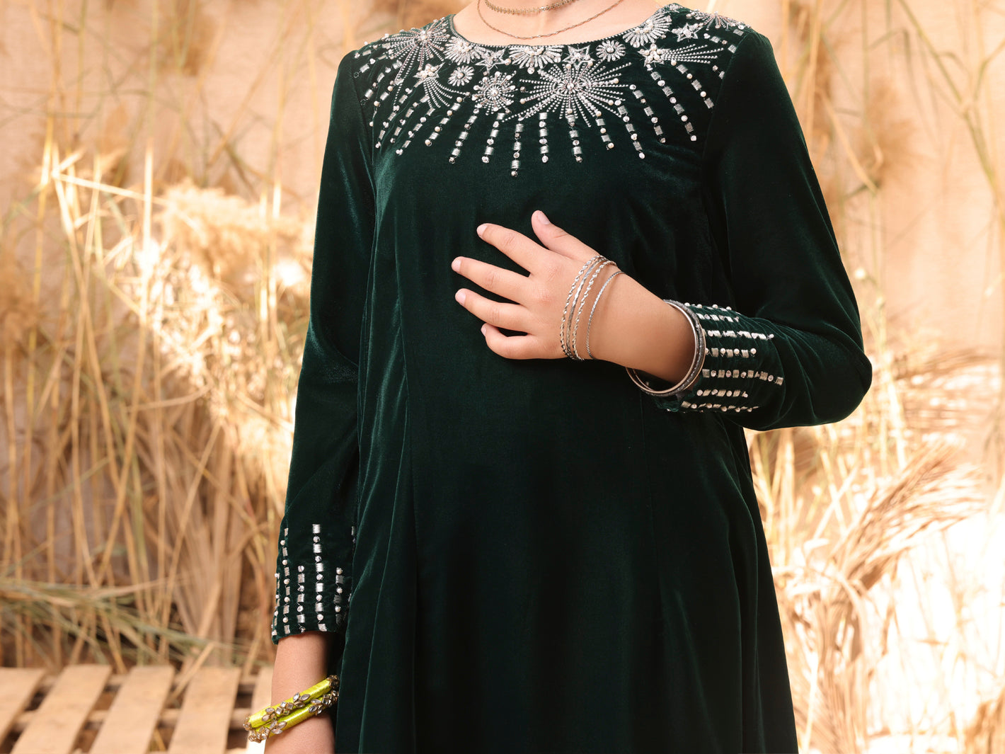 Green Velvet 2 Piece Stitched - ALT-2PS-LKS-1066B