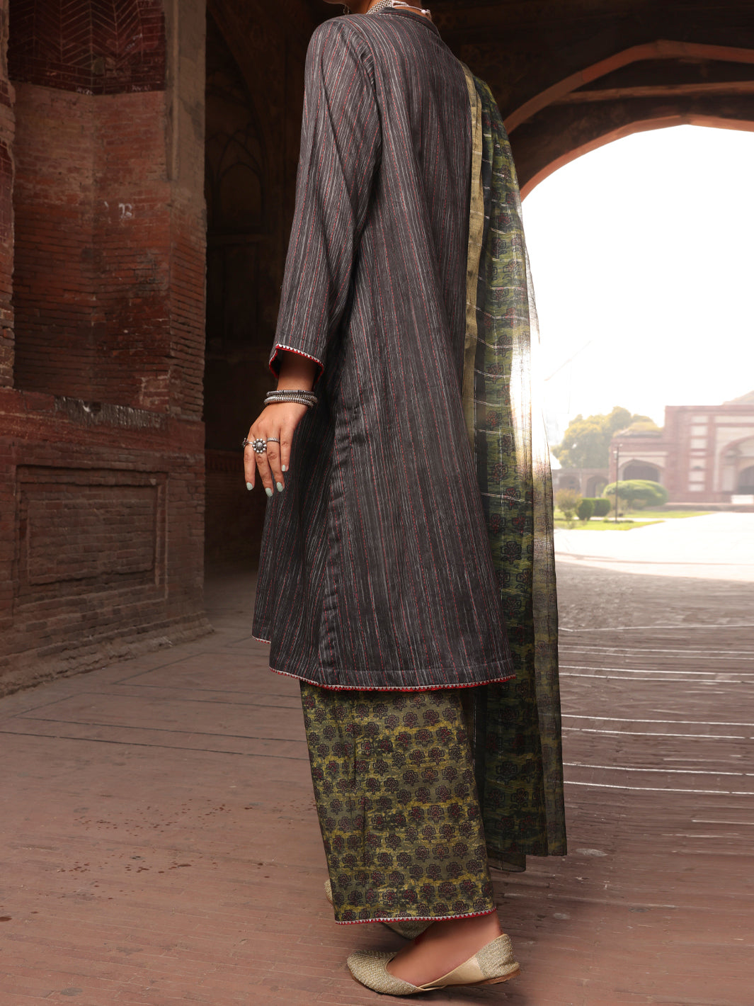 Black Cambric Stitched 3 Piece - AWP-3PS-500