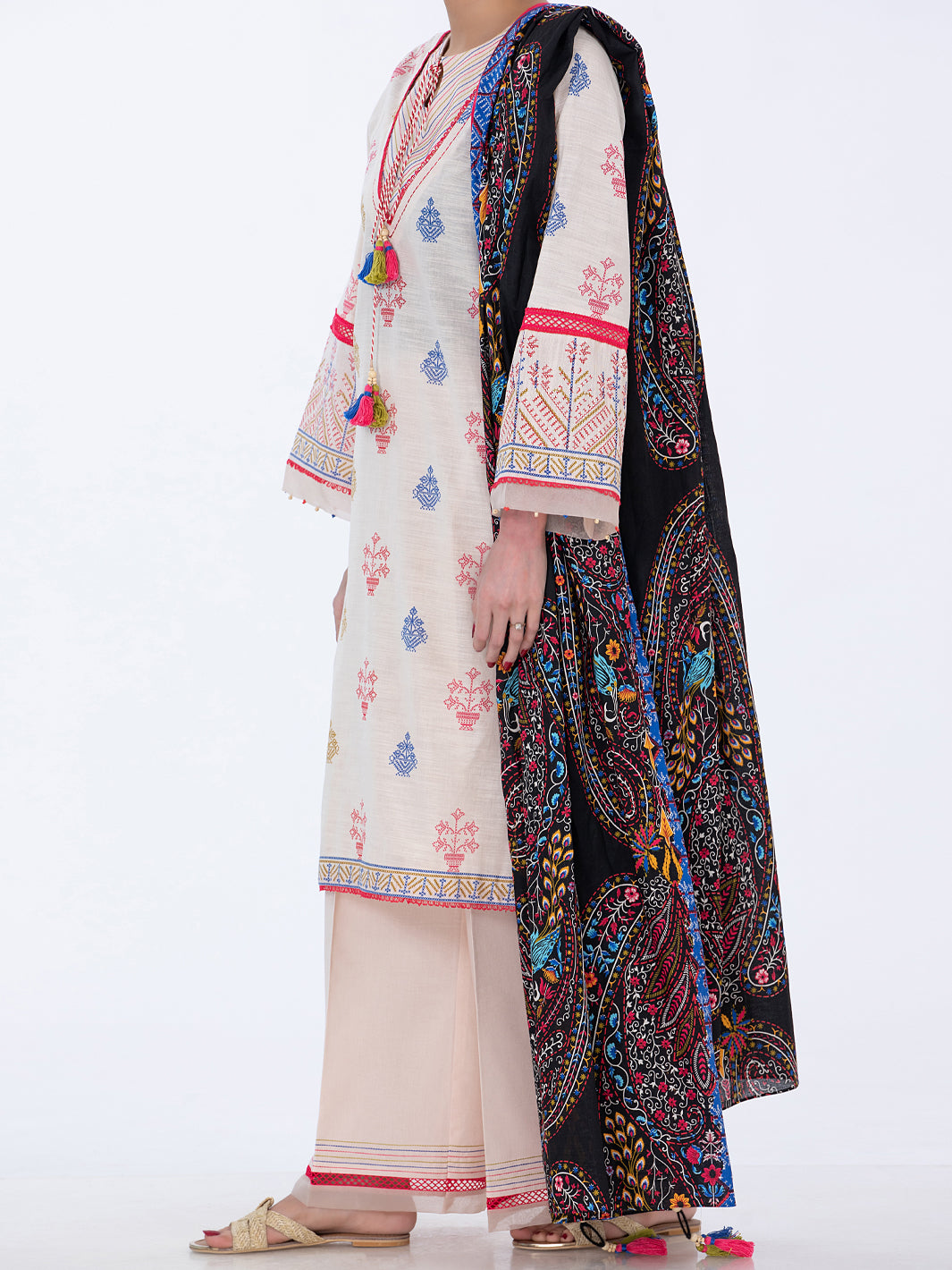 Off White Khaddar Unstitched 3Pc - AWP-3PS-515