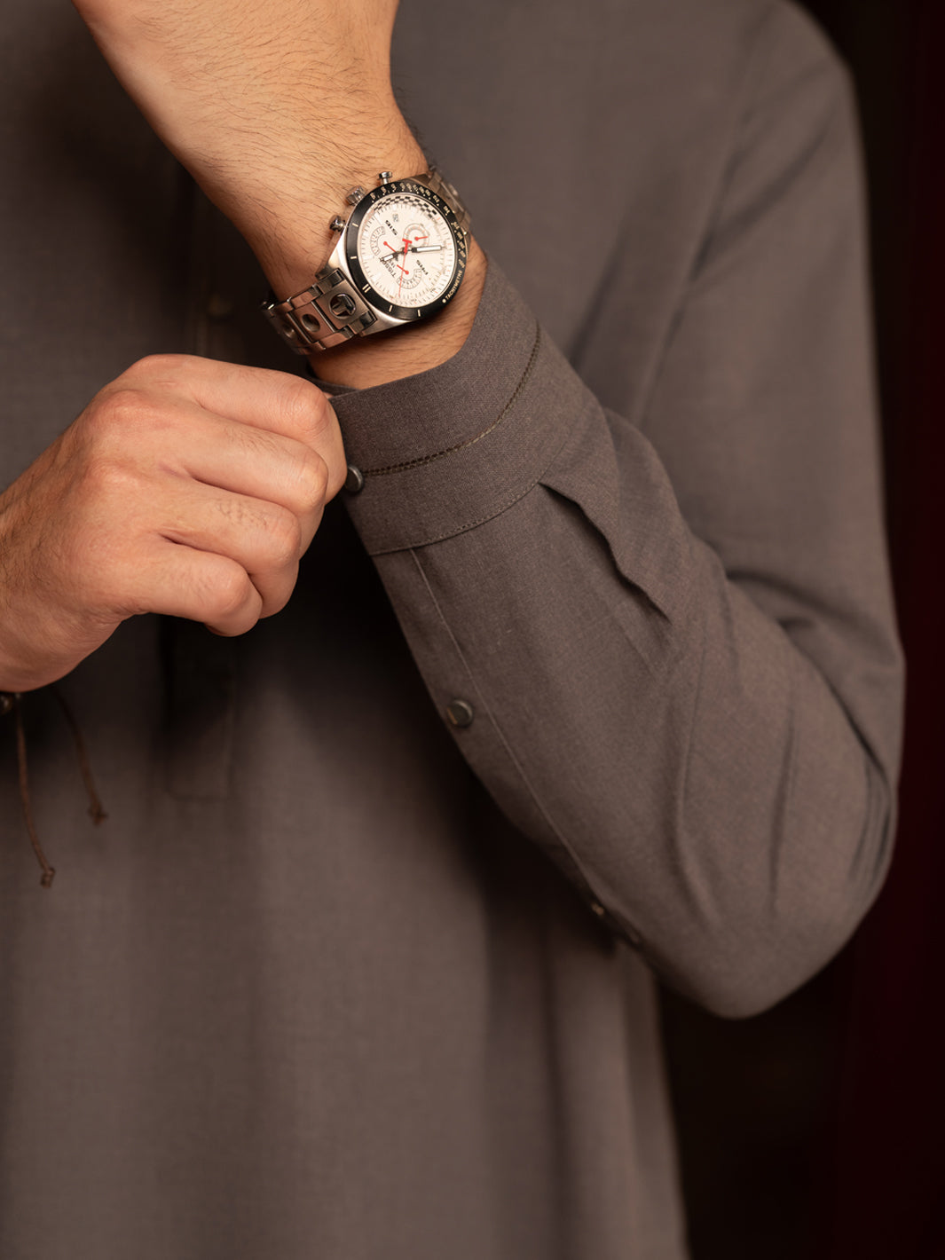 Olive Kameez Shalwar - sleeves close-up