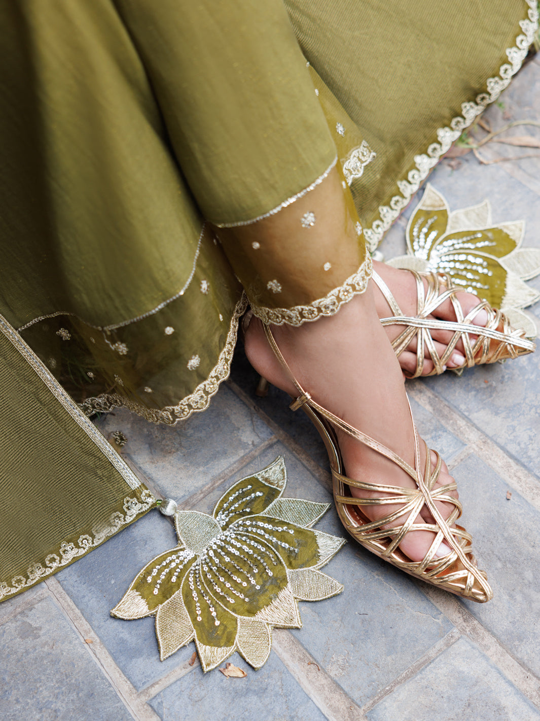 Olive Flamint Zari Formal 3Pc Stitched - AL-3PS-LS-688