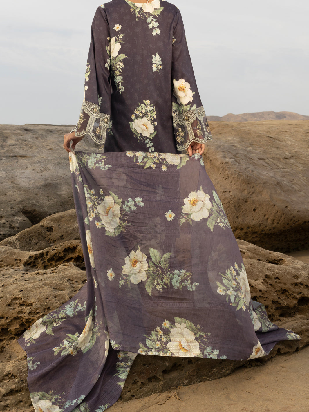 Black Lawn 3 Piece Unstitched - ALP-3PS-2220