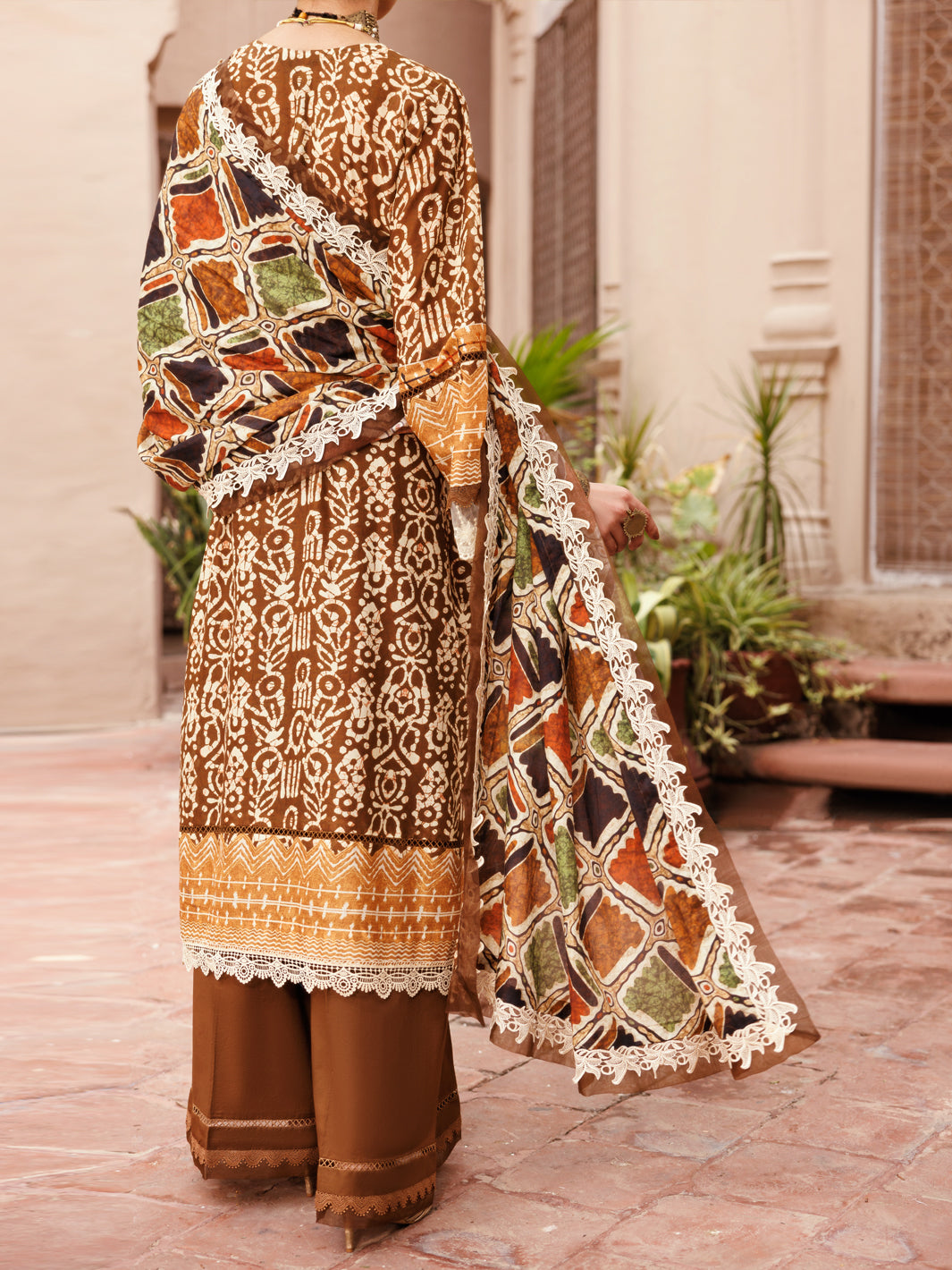 Brown Lawn 3Pc Unstitched - ALP-3PS-2285