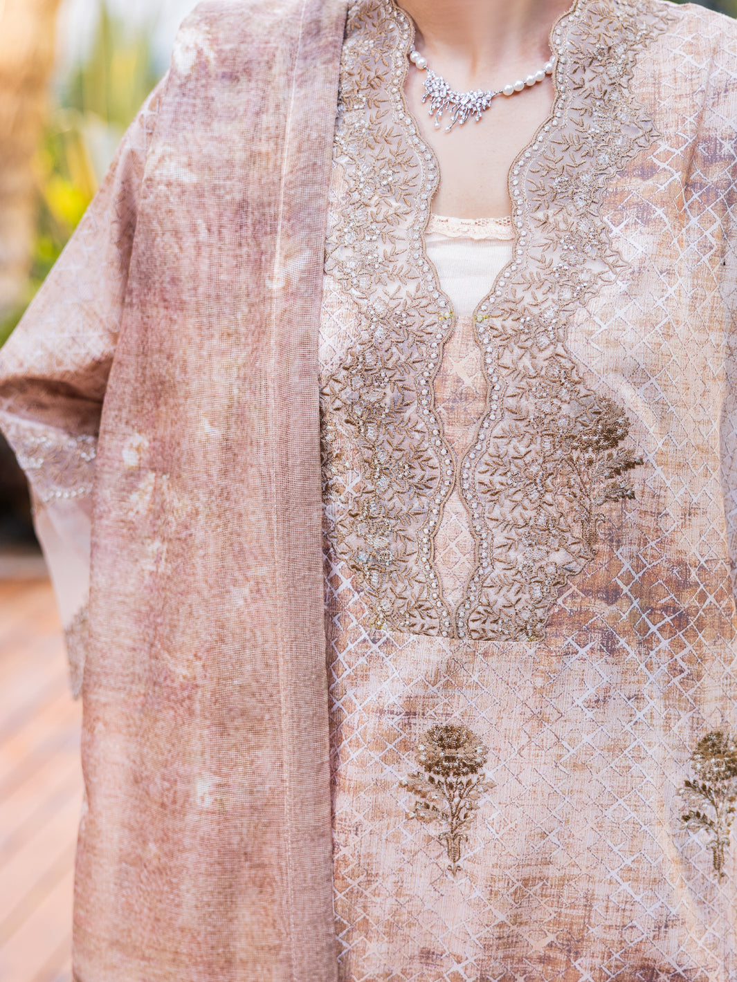 Skin Silk Lawn Stitched 3PC - ALP-SS-3PS-2647