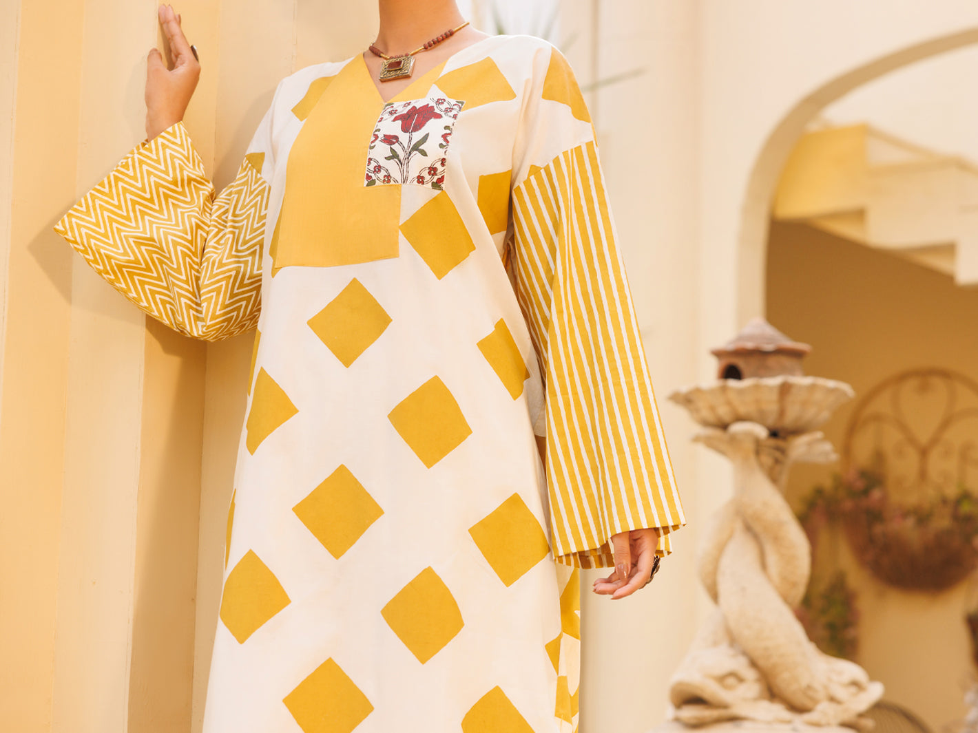 White Lawn 2Pc Stitched - AL-2PS-LKS-1162