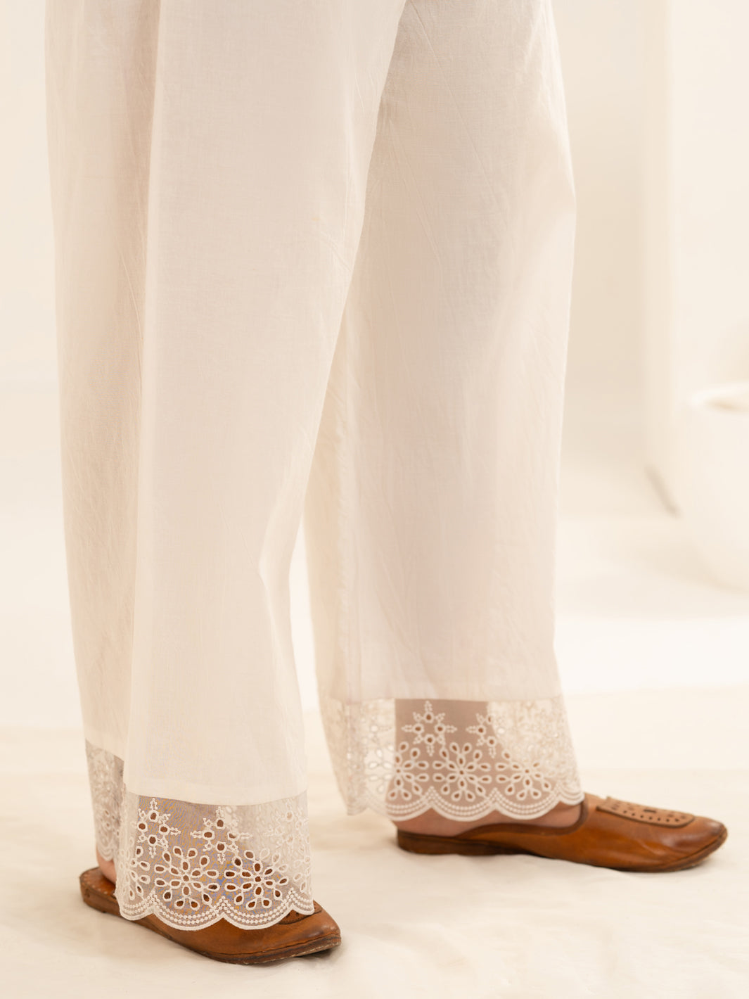 White Trousers - AL-T-802