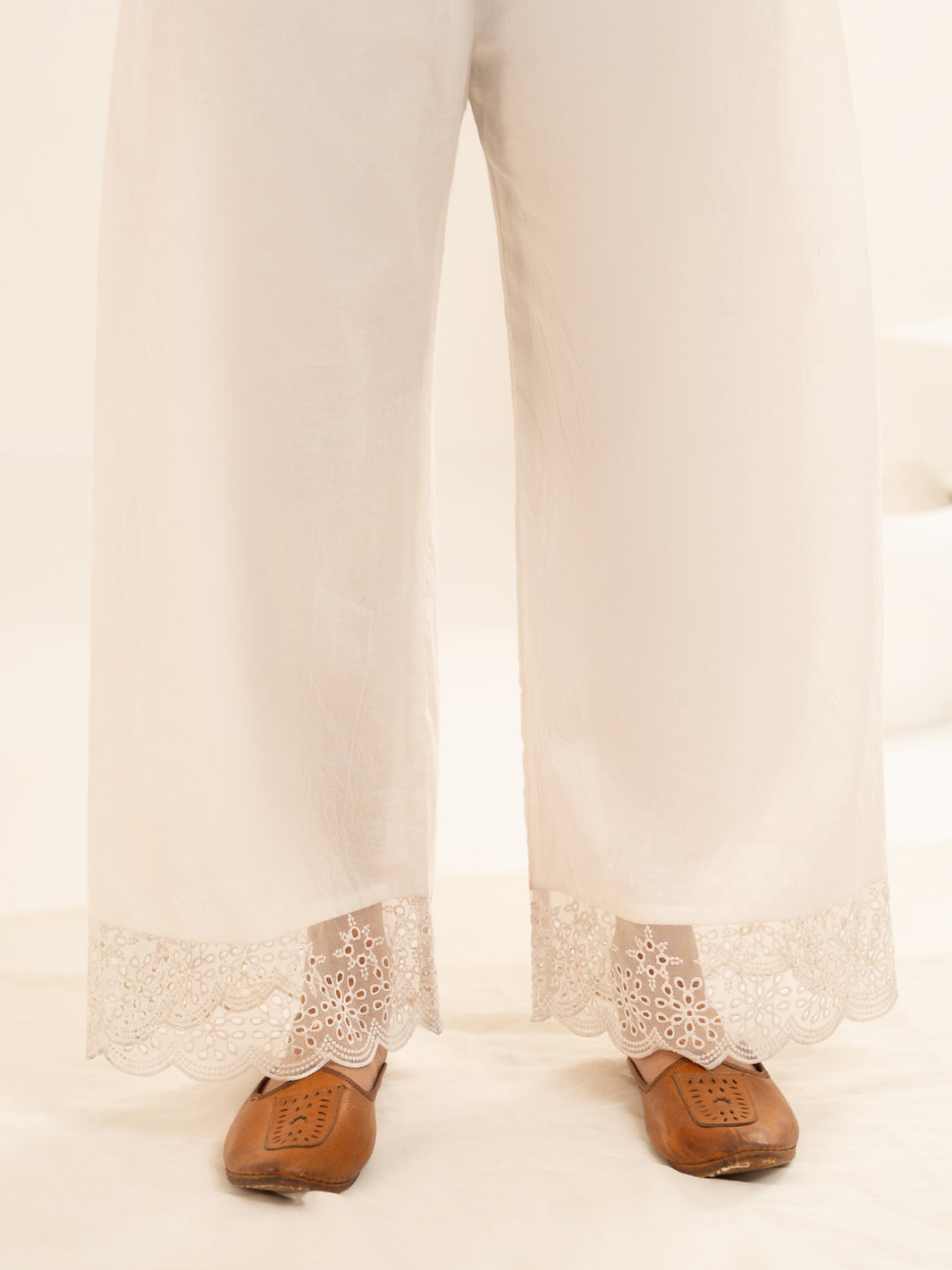 White Trousers - AL-T-802