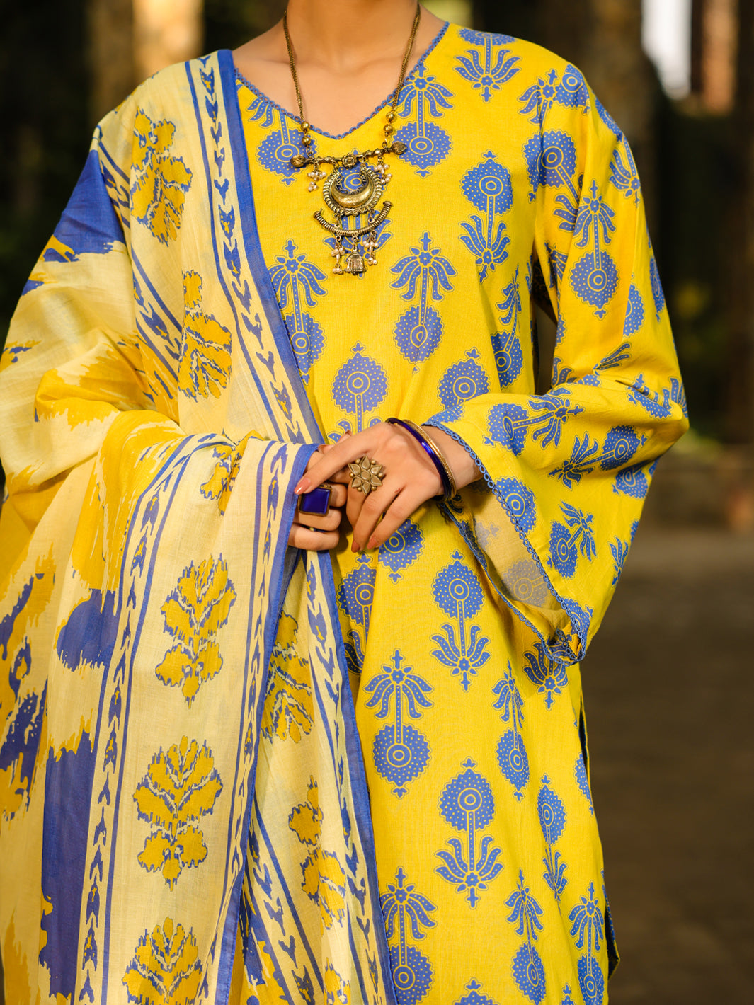 Yellow Lawn 3Pc Stitched - ALP-3PS-2291