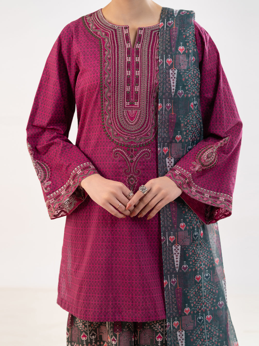 Magenta Lawn Stitched 3Pc - ALP-3PS-2306