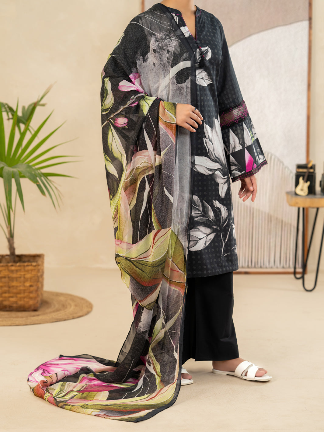 Black Lawn Stitched 3Pc - ALP-3PS-2492
