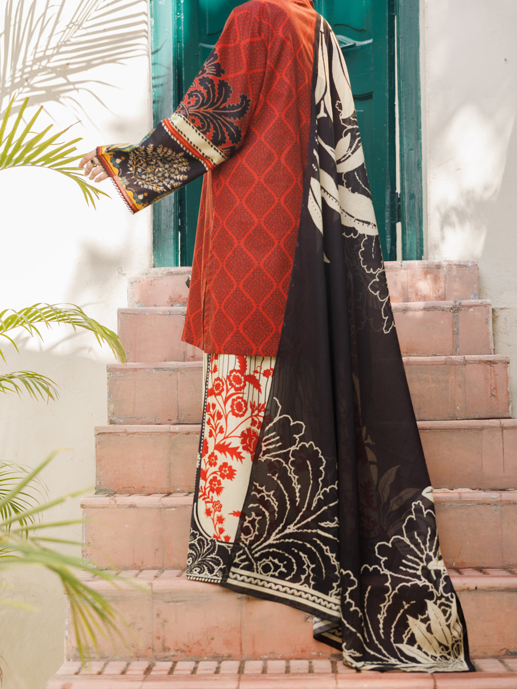 Maroon Lawn Stitched 3Pc - ALP-3PS-2557