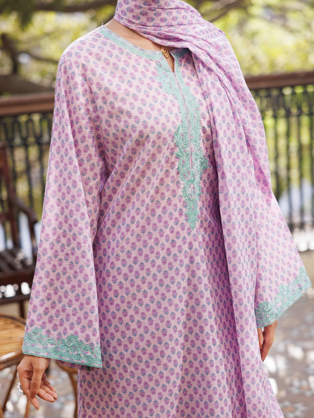Light Purple Lawn Stitched 3Pc - ALP-3PS-2573