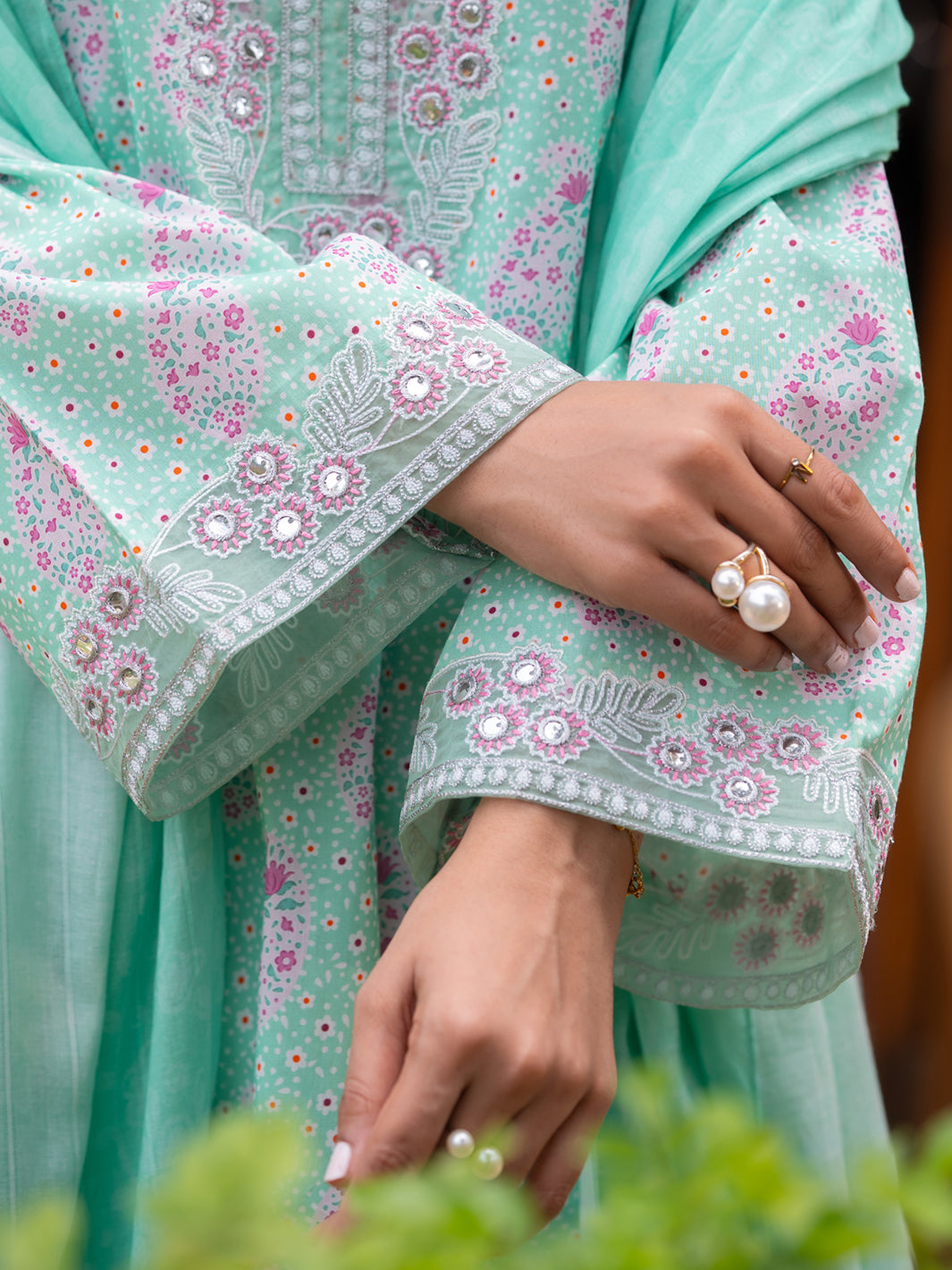 Light Green Lawn Stitched 3Pc- ALP-3PS-2579