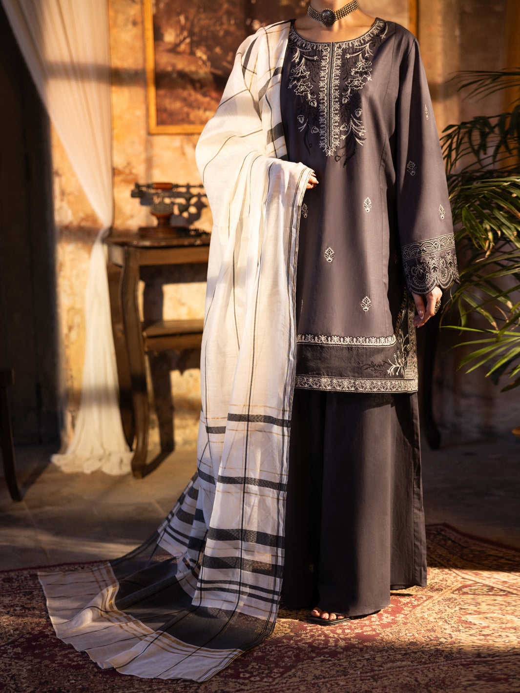 Prices For Grey ALP-3PS-2720 Is: 8,250/-PKR