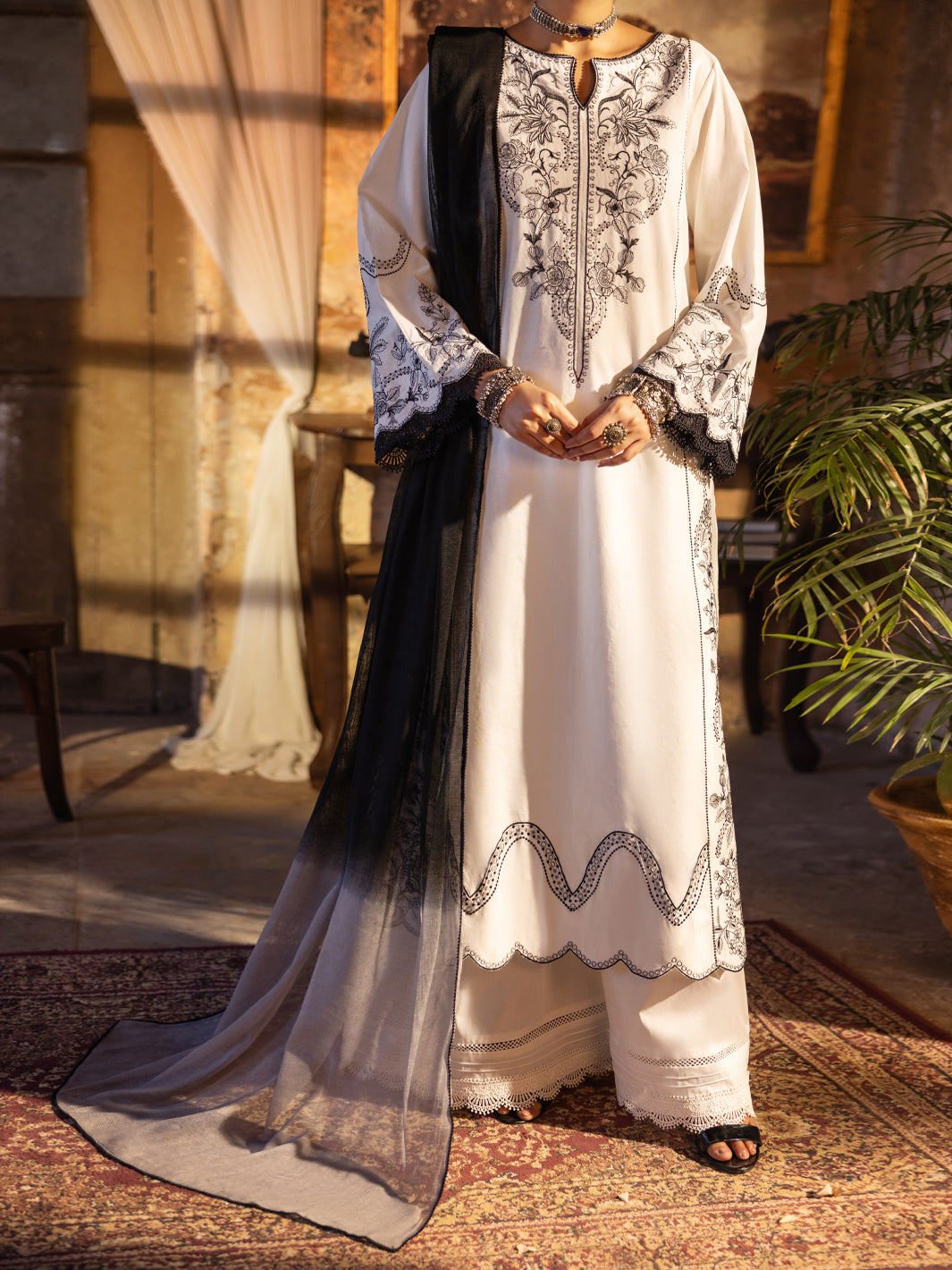 White Dyed Lawn Unstitched 3 Piece - ALP-3PS-2722