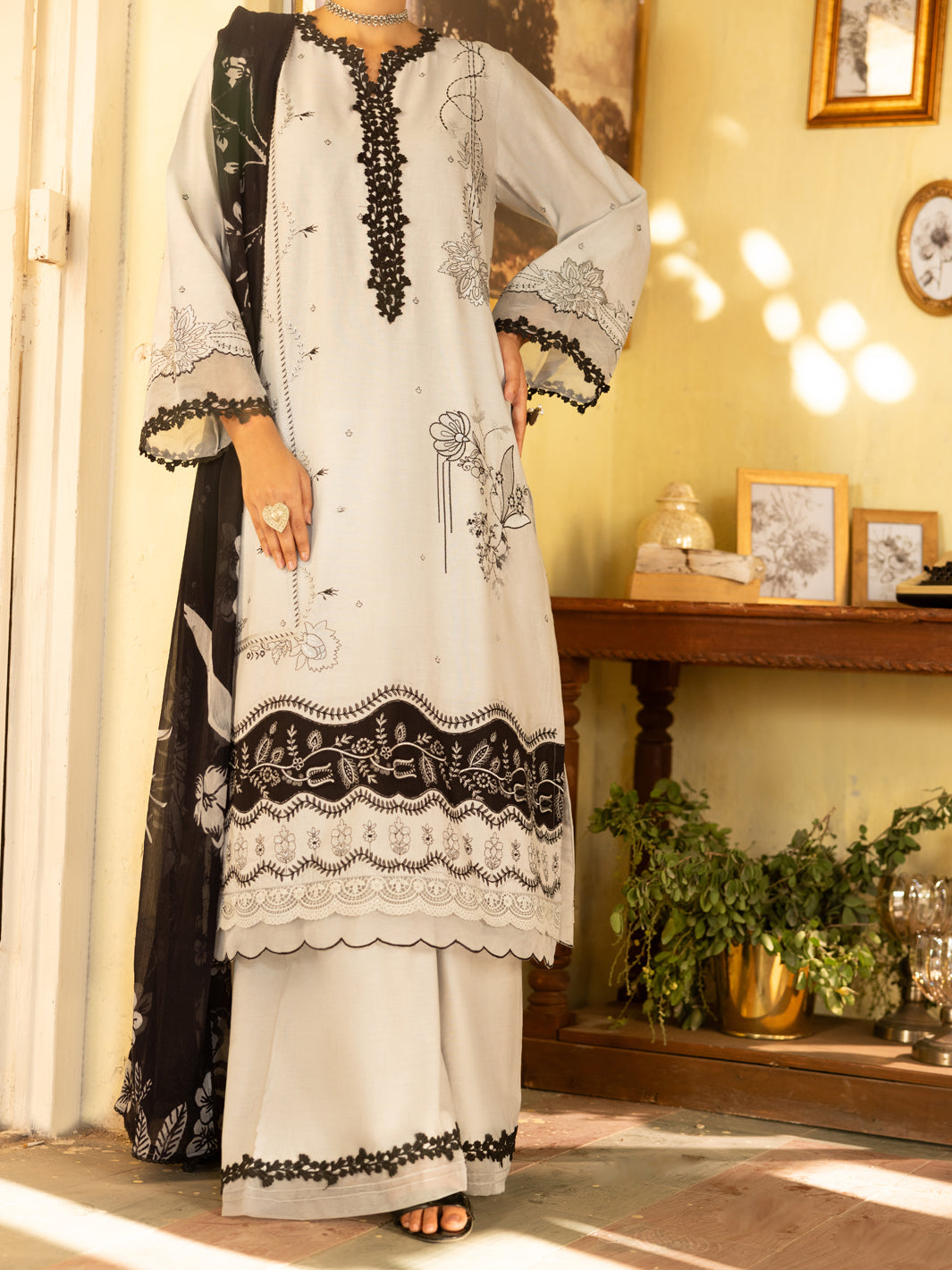 Prices For Teal Blue ALP-2737 Is: 8,650/-PKR