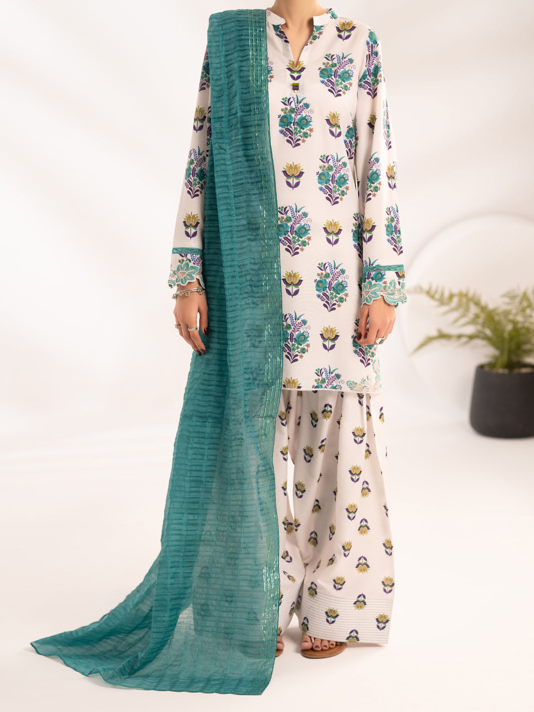 White Lawn Unstitched 3Pc  - Women Unstitched 3 Piece | ALMIRAH