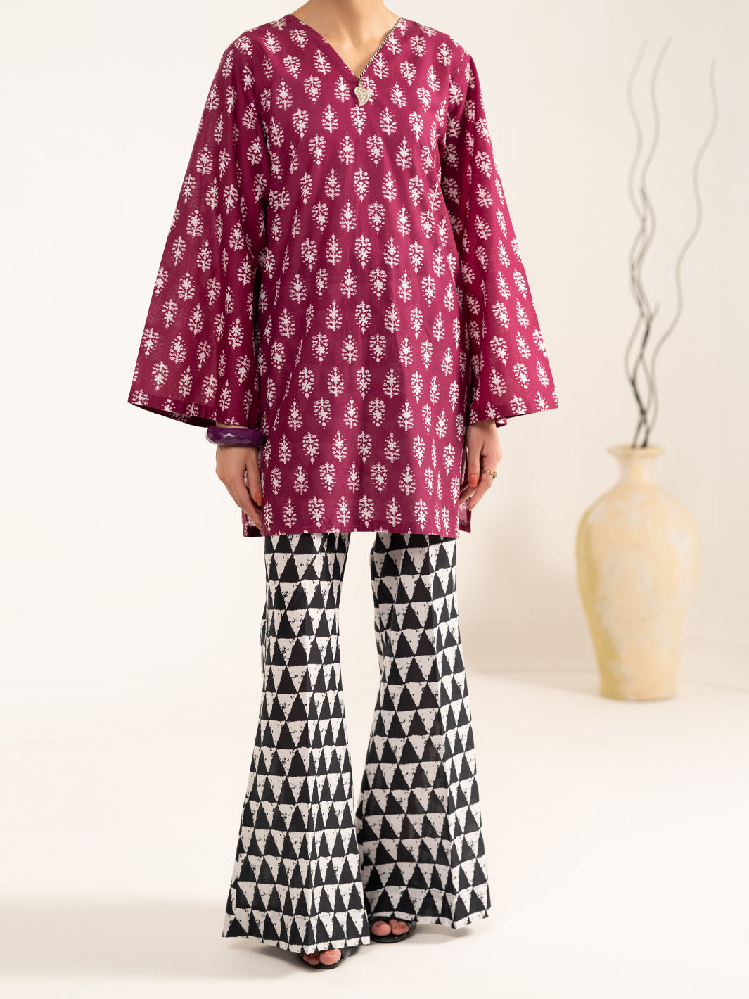 Red Lawn 2Pc Stitched - ALP-2PS-LKS-2479
