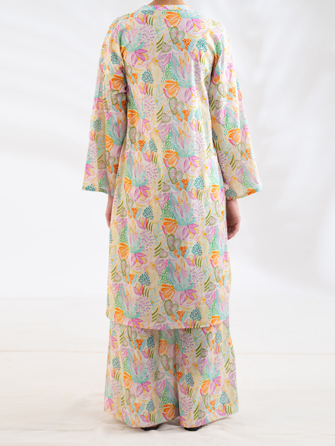 Off White Lawn Stitched 2Pc - ALP-2PS-SLKS-2520