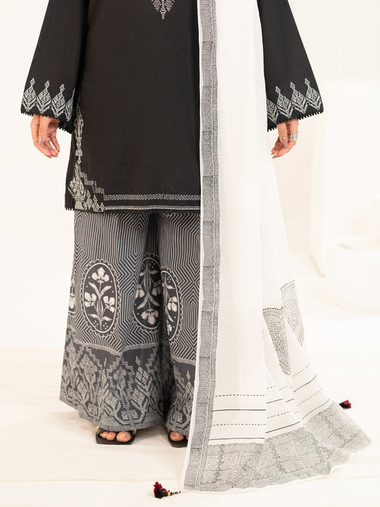 White Embroidered Stole - AL-ST-1001