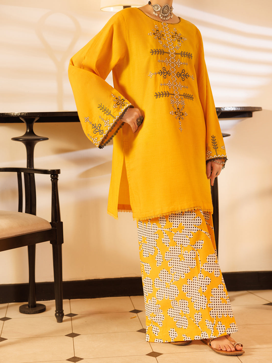 Yellow Lawn Stitched 2Pc - ALP-2PS-LKS-2532