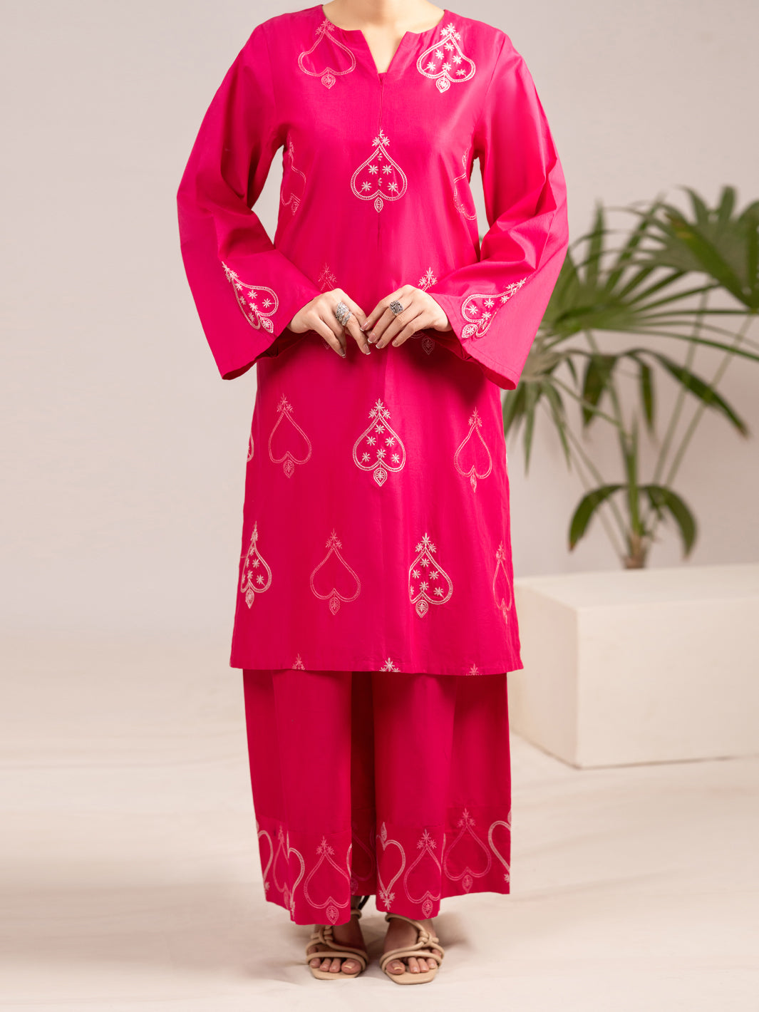 Fuchsia Lawn 2Pc Stitched - ALP-2PS-LKS-2539