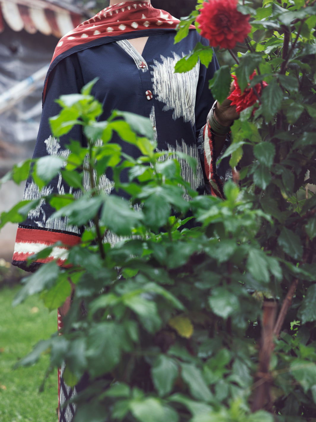 Black Cambric 3Pc Unstitched - AWP-3PS-792