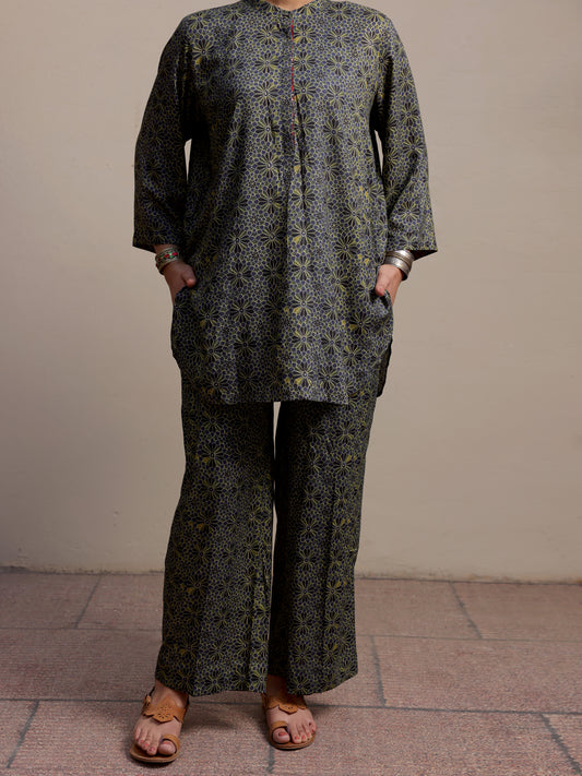 Blue Linen 2 Piece Stitched - ALCR-2PS-LKS-1061