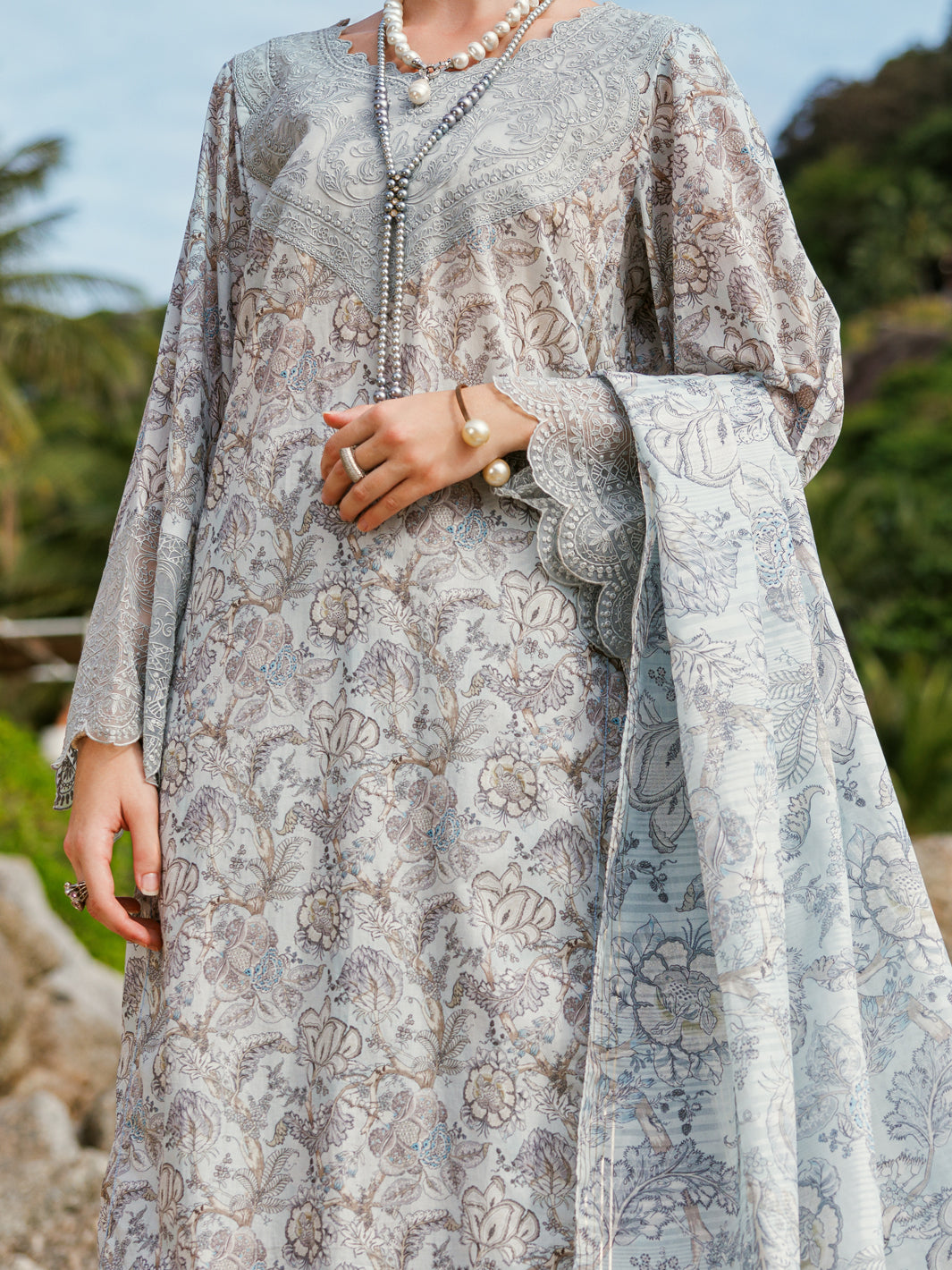 Light Grey Lawn 3 Piece Unstitched - ALP-3PS-1809 - Almirah Online