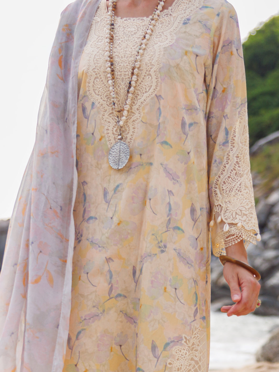 Cream Lawn 3 Piece Unstitched - ALP-3PS-1812 - Almirah Online