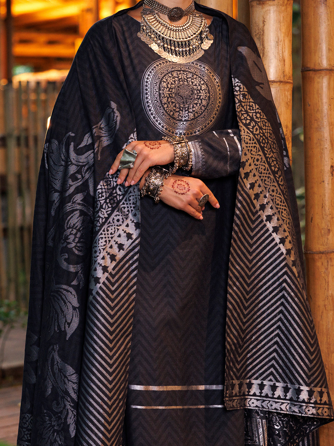 Charcoal Grey Yarn-Dyed Jacquard 3Pc Stitched - ALP-3PS-2022