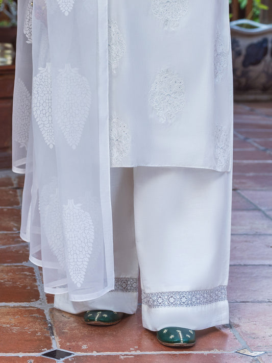 Off White Cambric Trousers - ALP-T-1839 - Almirah Online