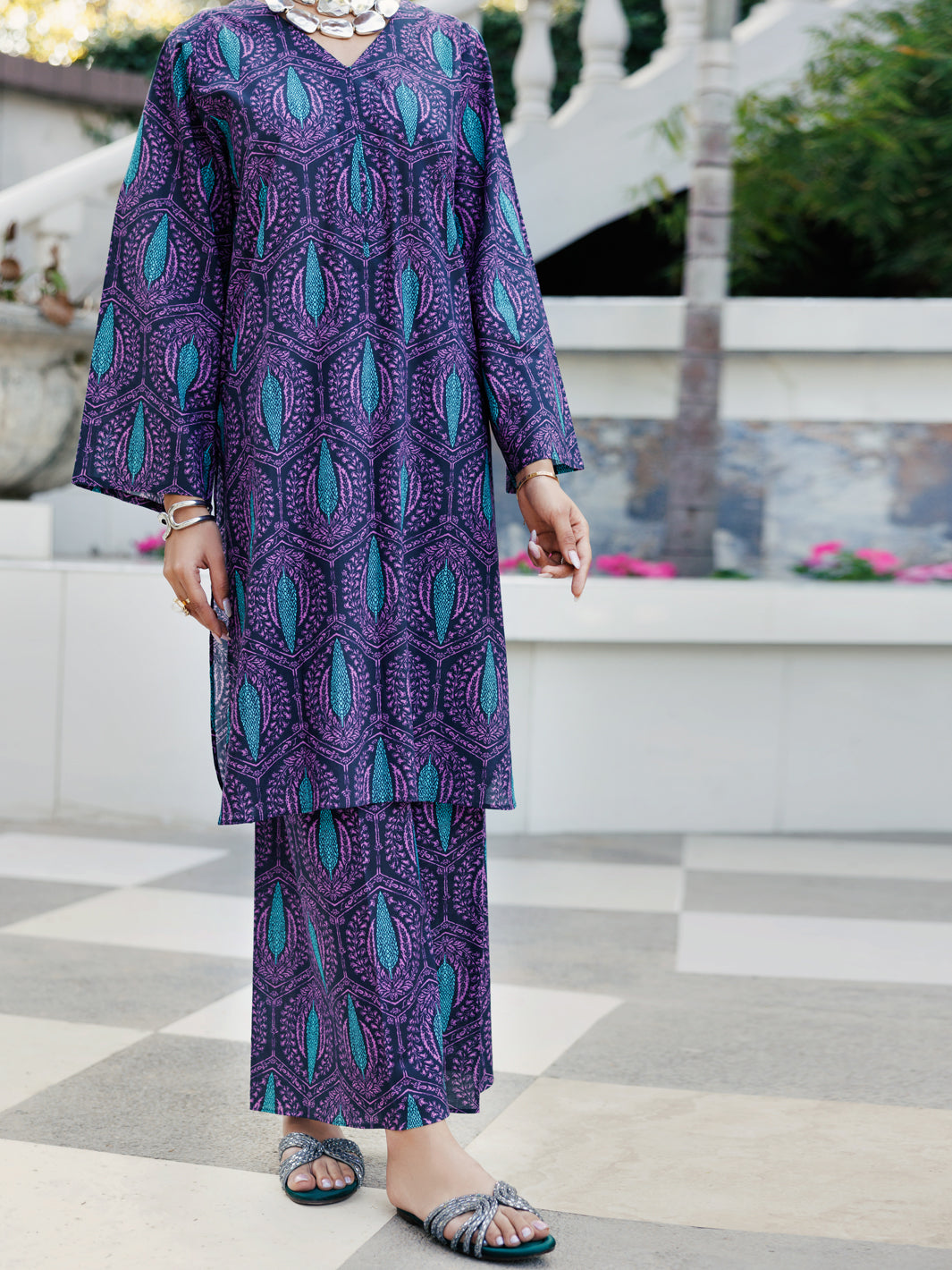 Black Lawn Co-ord Set - ALP-2PS-SLKS-2231