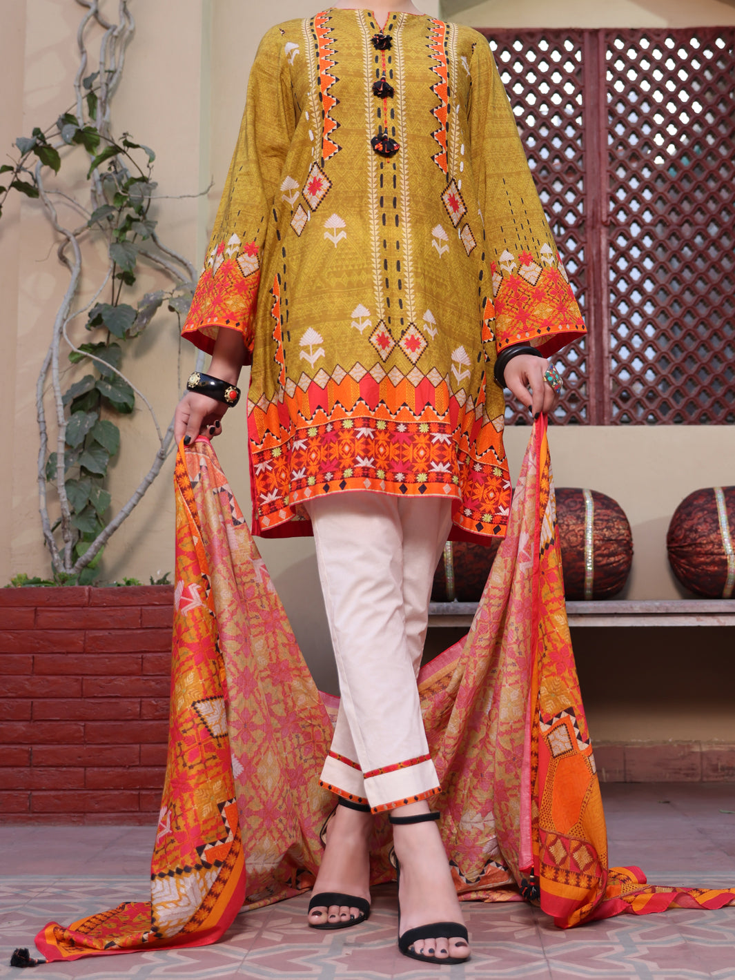 Olive Green Lawn 3Pc Stitched - ALP-3PS-1115