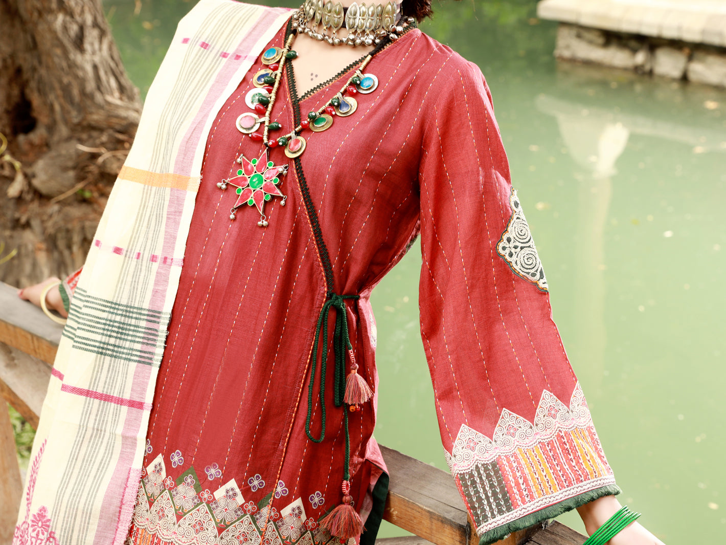 Maroon Lawn 3Pc Stitched - ALP-3PS-1388
