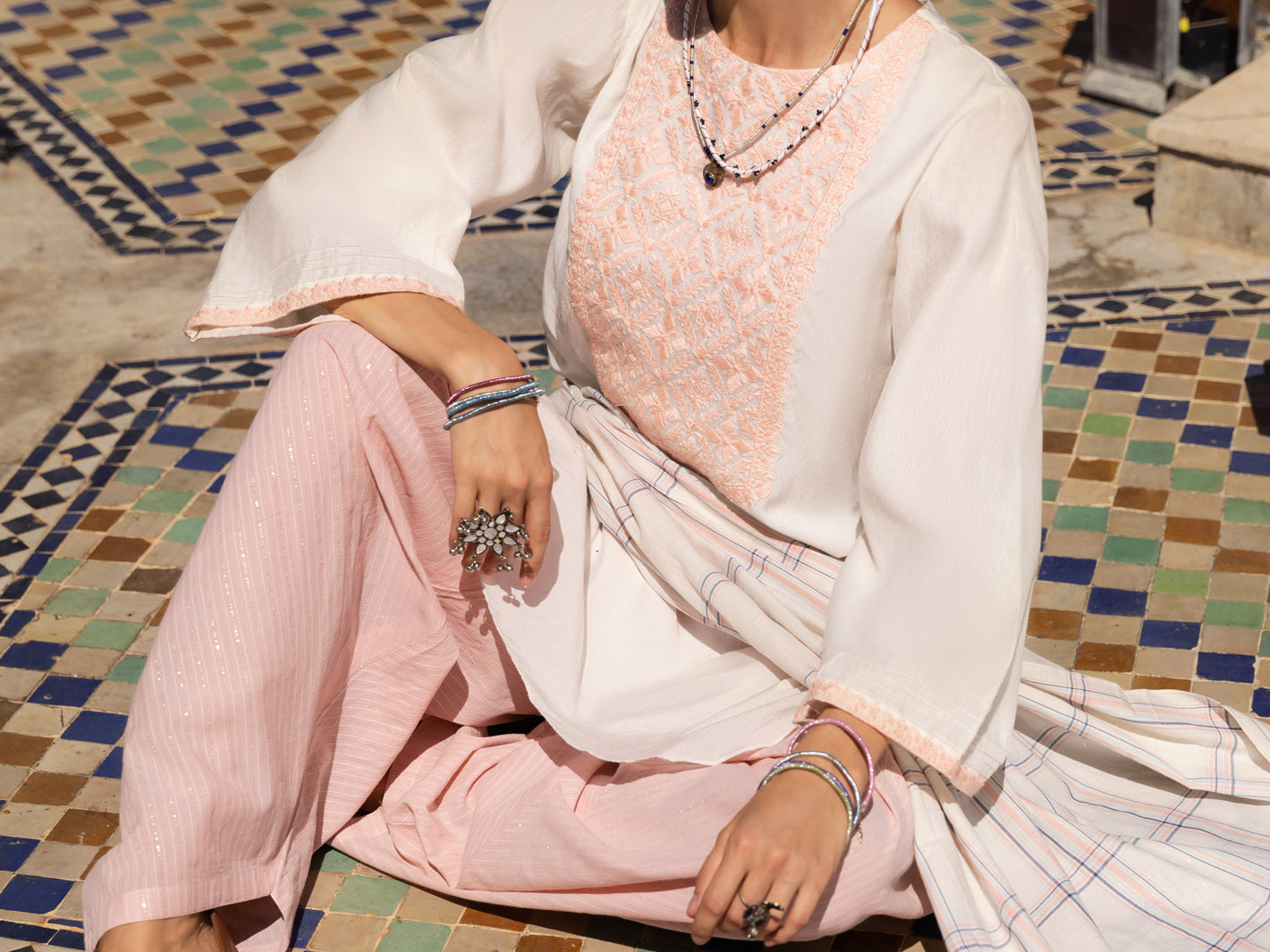 White Poly-Cotton 3 Piece Stitched - ALP-3PS-1439