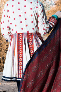 Off White Khaddar 3Pc Stitched - AWP-3PS-179-B