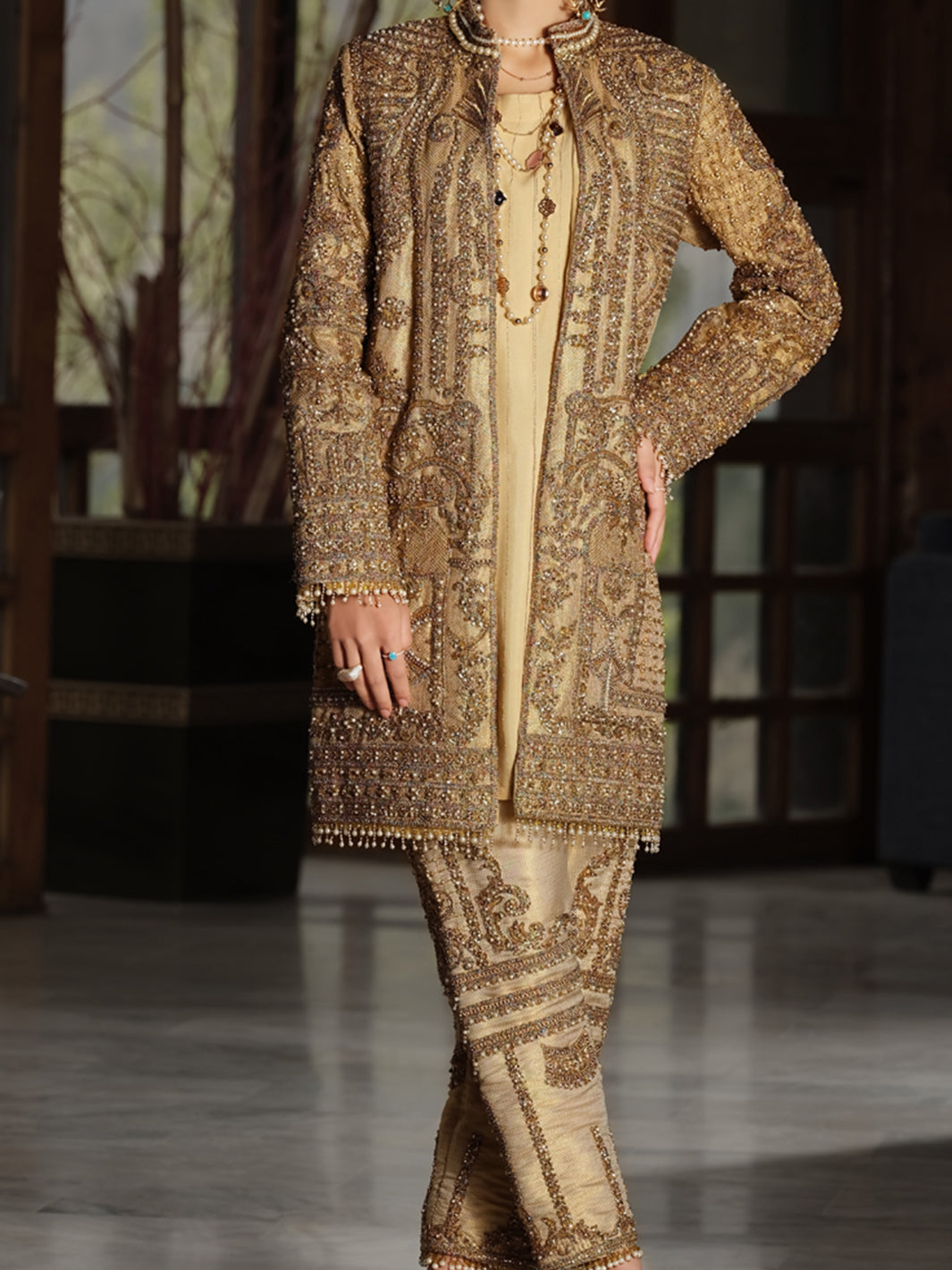 Jayri Women's Cottswool Winter Suit with Shawl (Unstitched) - Kurta &  Palazzo Kani Jamawar Design Salwar Suit Material (Maroon, Free Size) :  Amazon.in: Fashion