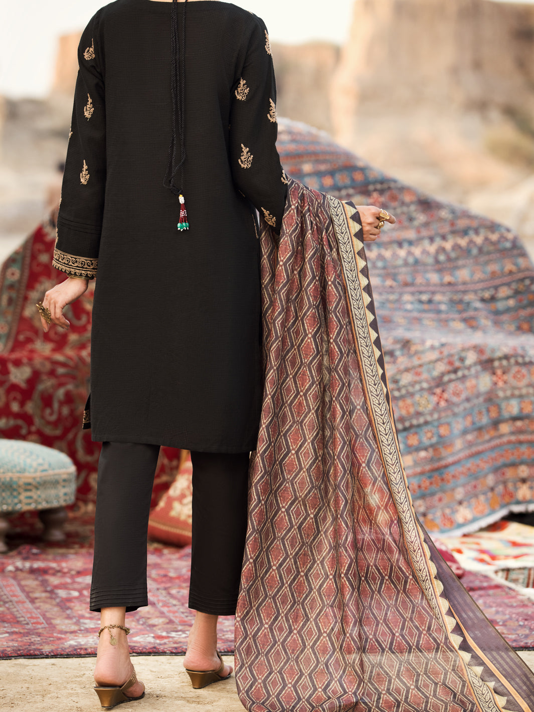 Black Dobby Jacquard 3 Piece Stitched - AWP-3PS-334