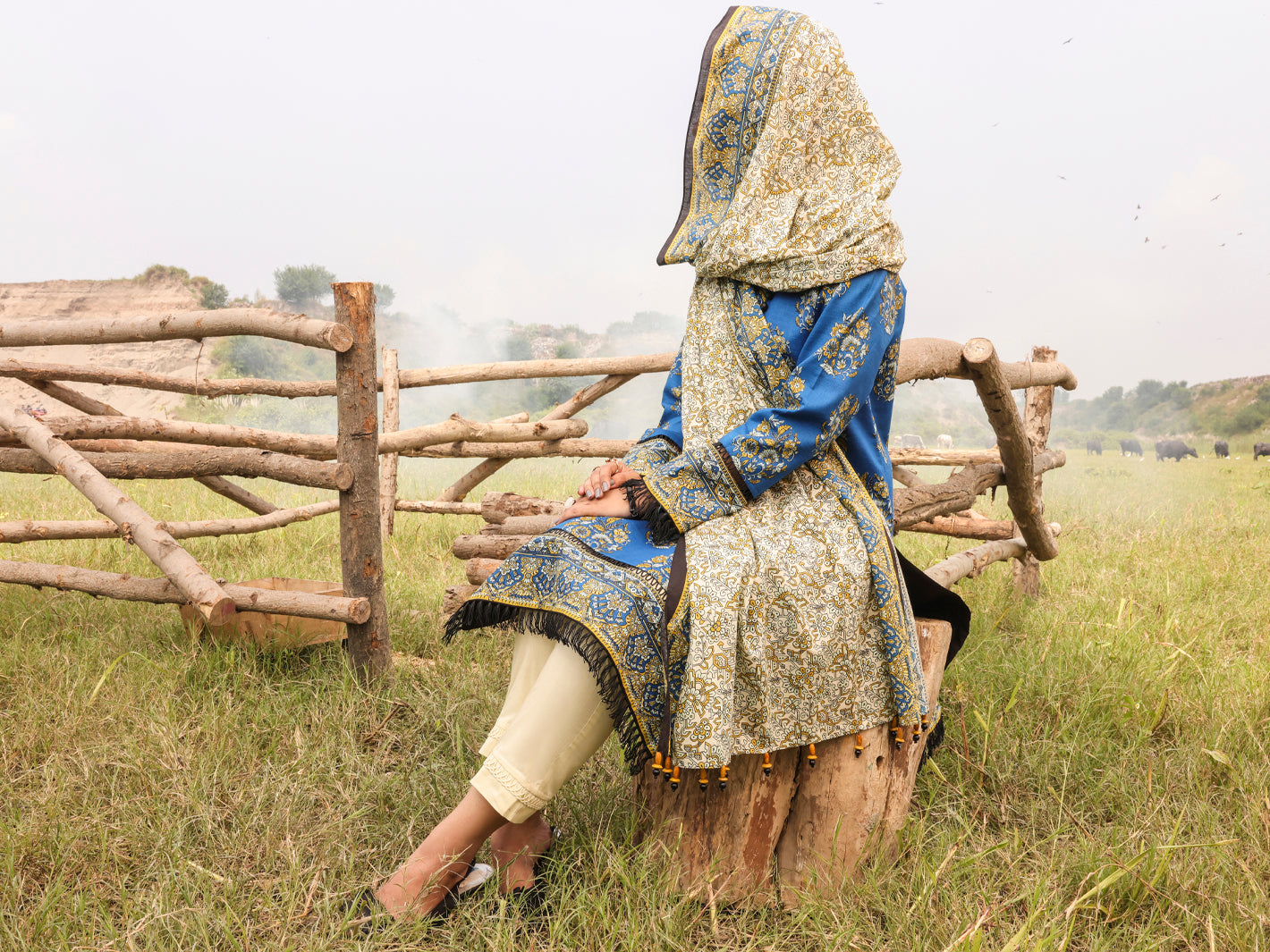 Blue Khaddar Unstitched 3 Piece - AWP-3PS-514